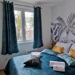 Jahor 18 Apartamento
