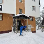 Jahor 18