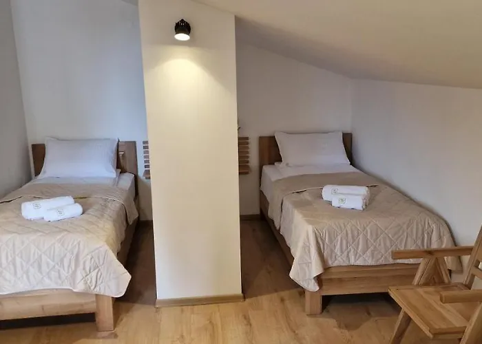 Jahor 18 公寓 亚霍里纳