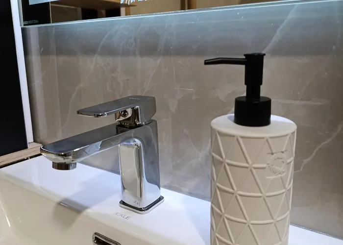 Jahor 18 公寓 亚霍里纳