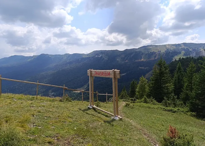 Jahor 18 亚霍里纳